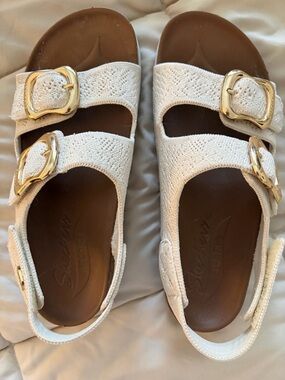 Skechers Cream Double-Buckle Comfort Sandals with Gold Buckles